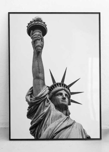 Poster depicting the Statue of Liberty in New York